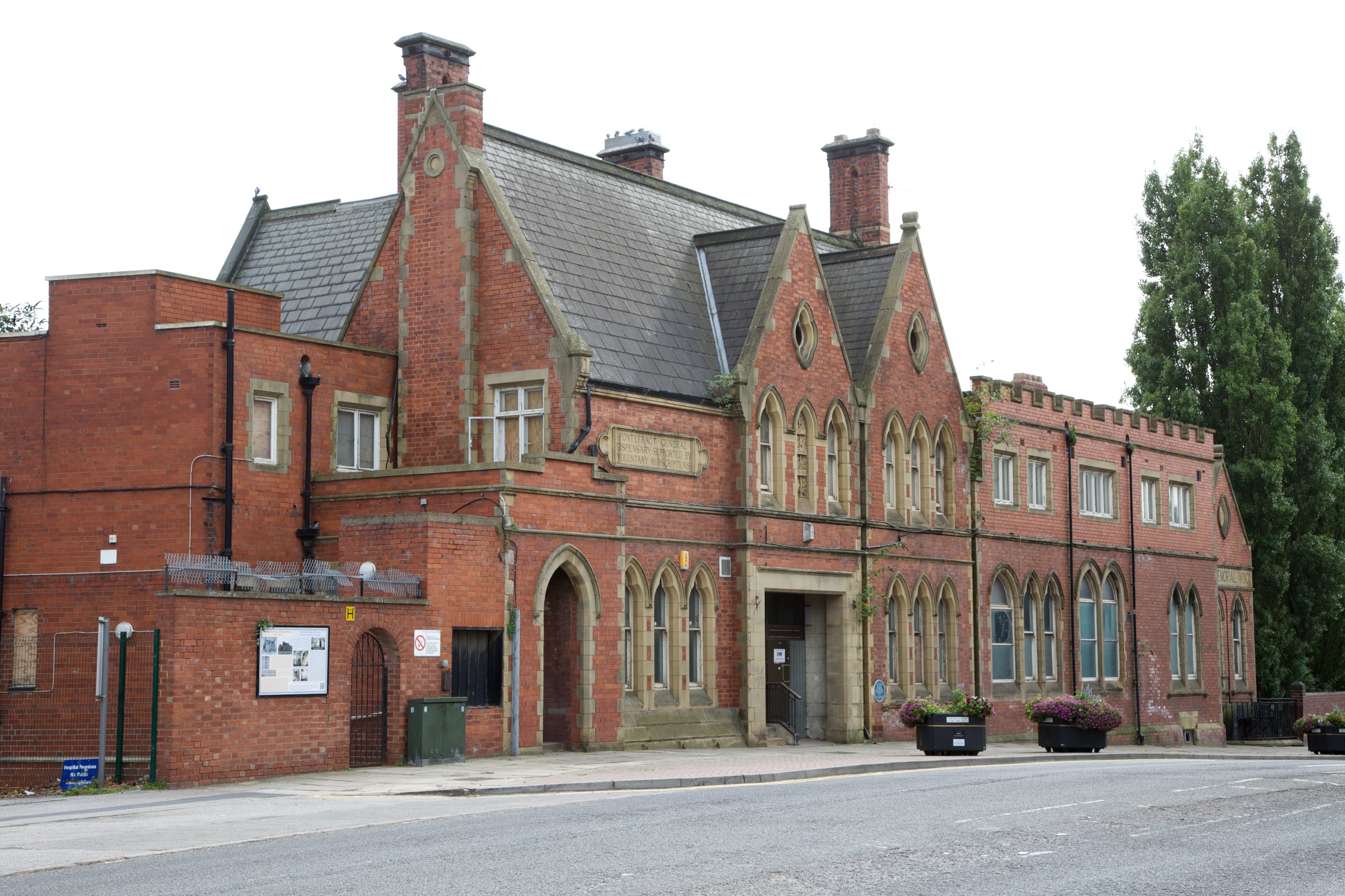 Crowdfunding to restore and develop Pontefract Dispensary and Hermitage