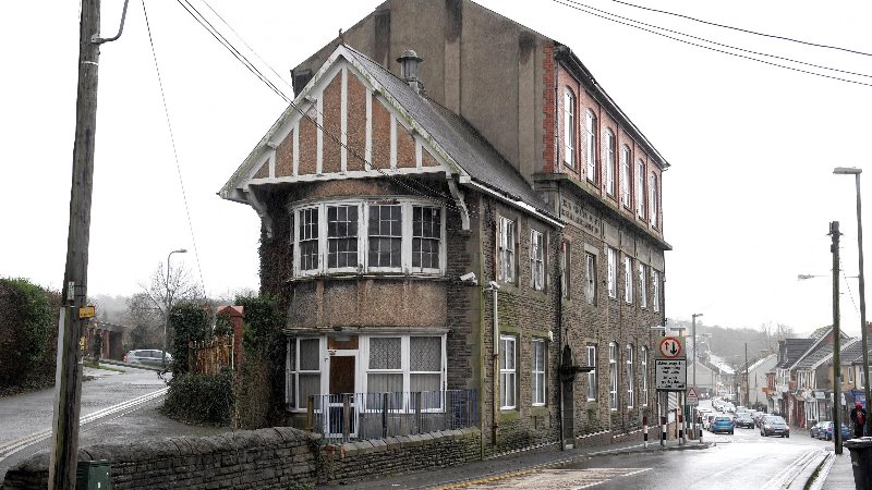 Crowdfunding To Save Pengam And Fleur De Lys Workingmen S Library Institute On Justgiving - Fleur De Lys Rugby Club Fire Crowdfunding To Save Pengam And Fleur De Lys Workingmen S Library Institute On Justgiving - Fleur De Lys Rugby Club Fire