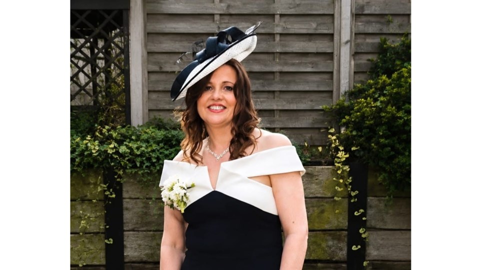 Team fundraising for Brain Tumour Research in memory of Deborah Rogers