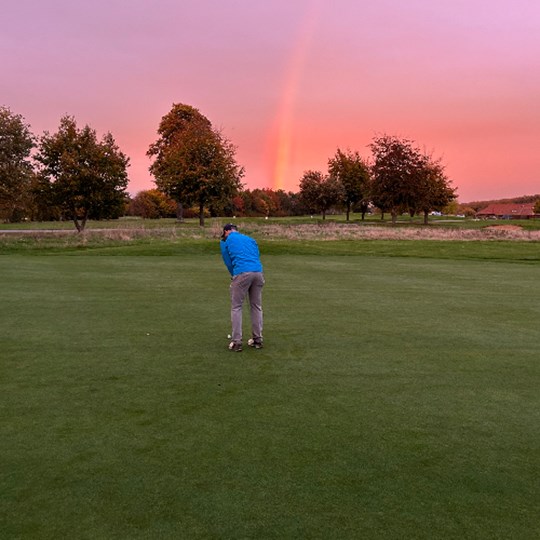 Ben's Big Golf Race