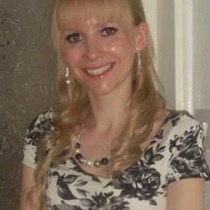 JOANNE LEE