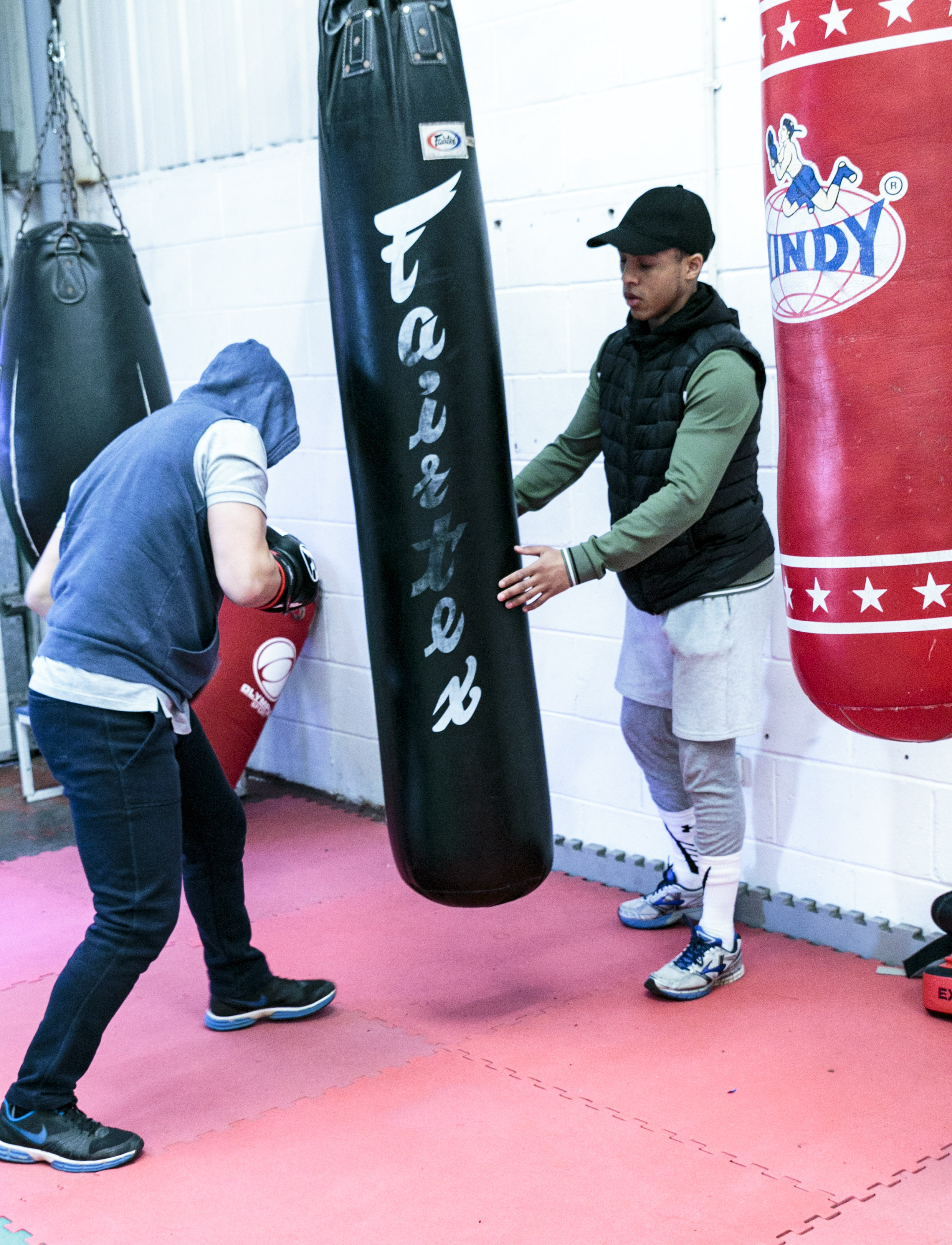 Crowdfunding to help east kilbride establish its first boxing gym we
