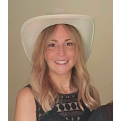Sasha Hill Blowdry Trekker
