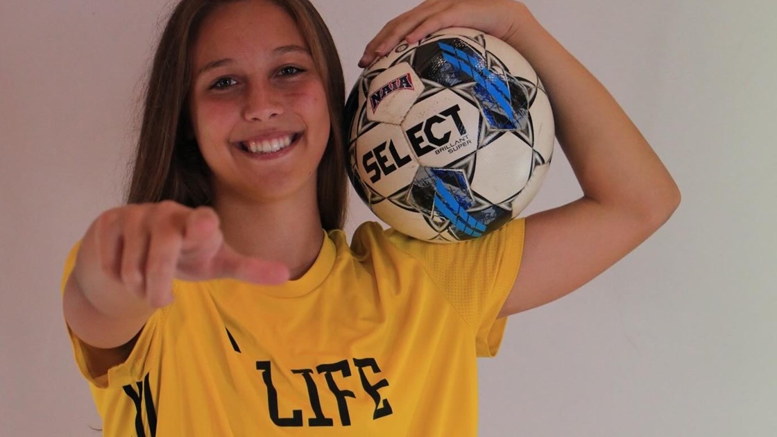 Elora Niederpruem is fundraising for Life University Inc