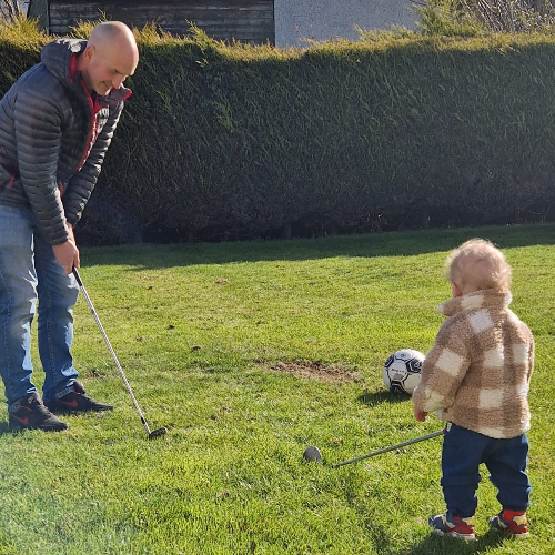 Gregor's Big Golf Race