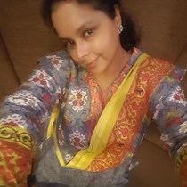 Nadia Hossain