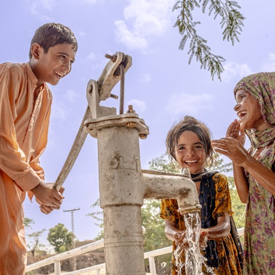 Aneeqa's Fundraising for Water for Life