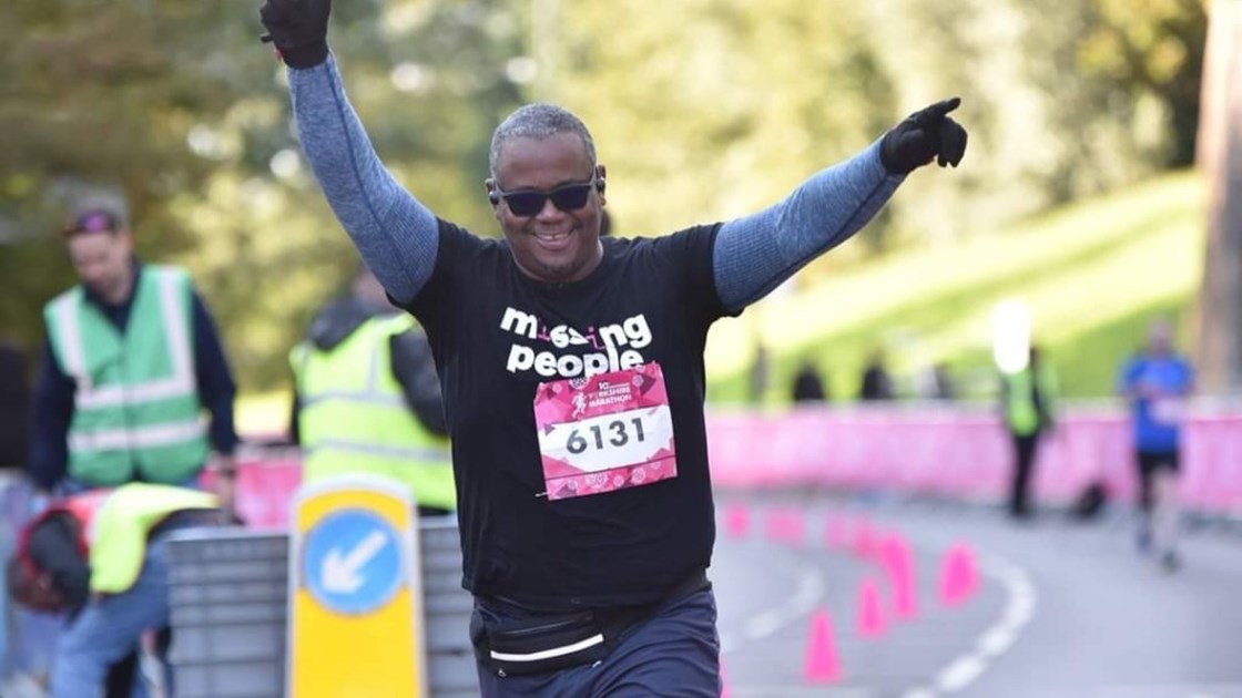 Help Miting Yorkshire Marathon 2025 - JustGiving