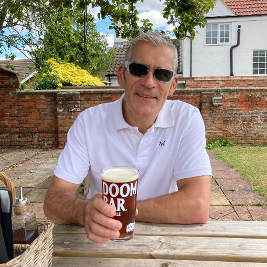 Everybody needs Somebody