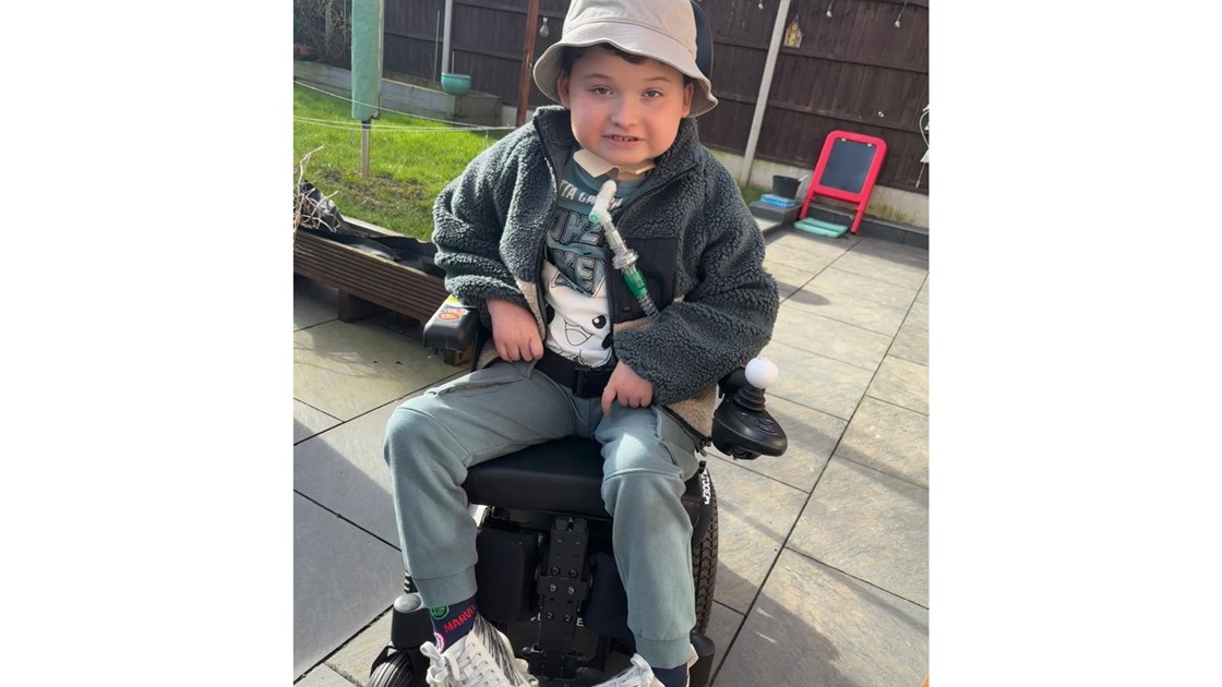Vicky Cutts Vicky Cutts is fundraising for Rainbows Hospice for Children and Young ...