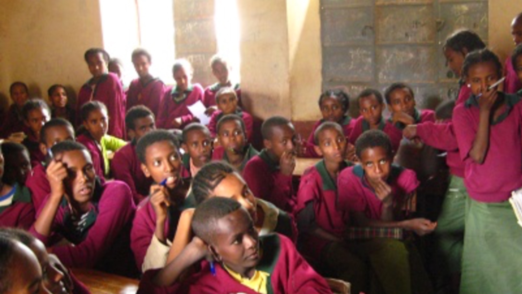 Crowdfunding to help an Ethiopian school to get some furniture and