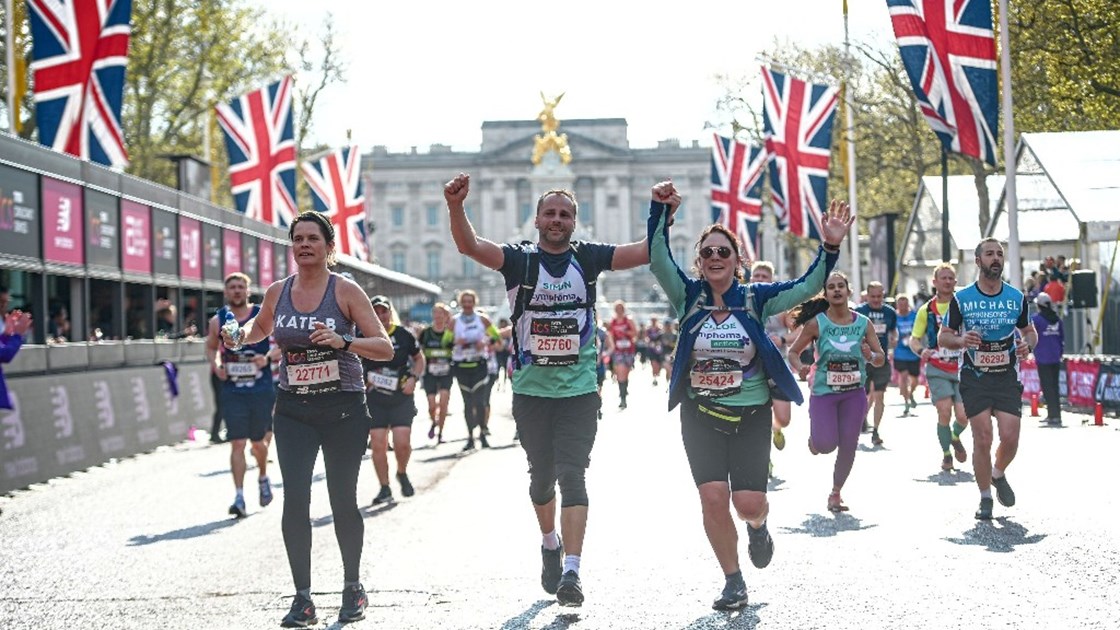  London Marathon 2024 - JustGiving Bildidee 