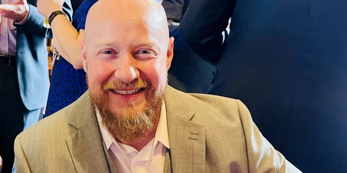 Shane Hind is fundraising for Samaritans