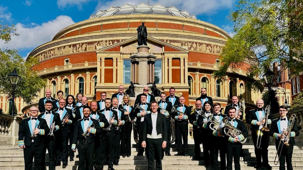 the cooperation band - European Championships - JustGiving