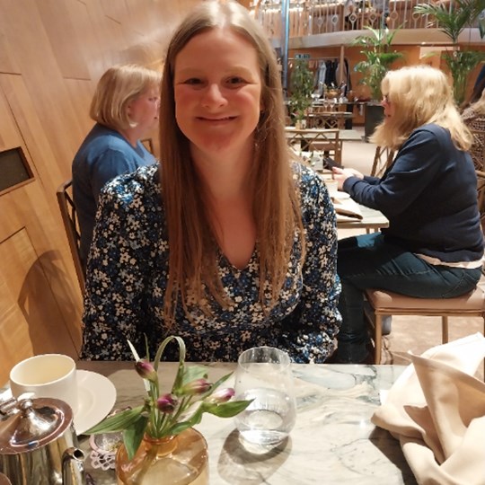 Kirsty's fundraising page for Chron's and Colitis UK