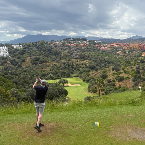 Ross's Big Golf Race