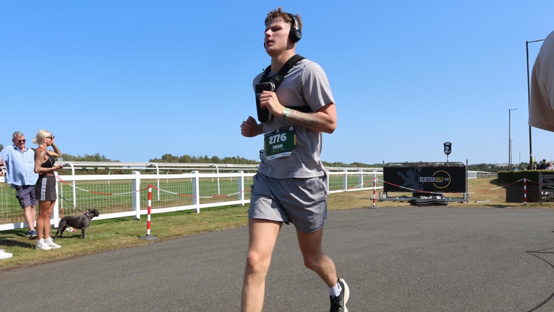 Ewan McDowall is fundraising for Macmillan Cancer Support