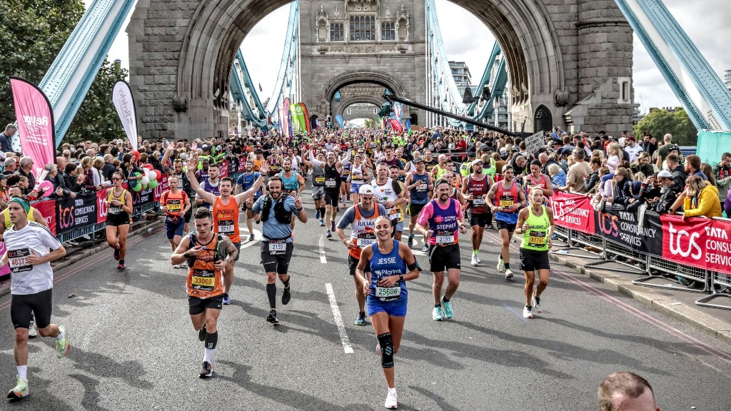 TCS London Marathon 2024 (Pilgrims Hospices) - JustGiving