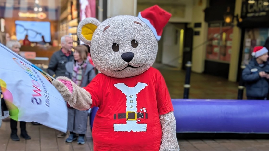 Sam Squire is fundraising for Rainbows Hospice for Children and Young ...